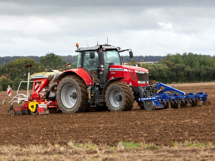 Potato crops being lifted. Picture: Ruth Downing.